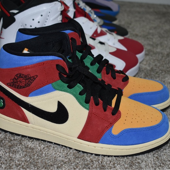 Jordan’s & Yeezy have original box sizes vary message or comment for detail’s - Picture 14 of 15